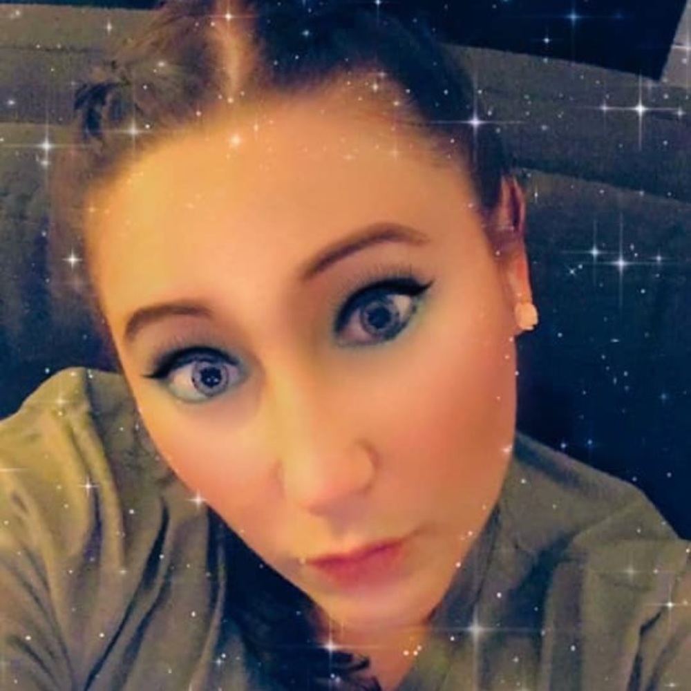 Meet your Posher, Sabrina
